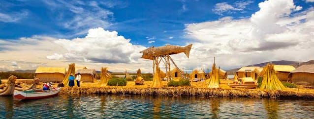 Puno-Islas-Flotantes.jpg